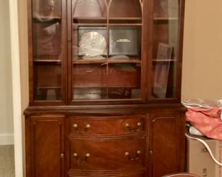 Duncan Phyfe mahogany cabinet