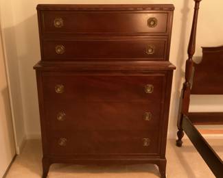 Duncan Phyfe Mahogany Dresser
