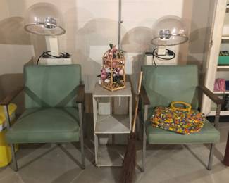 Beauty salon equipment