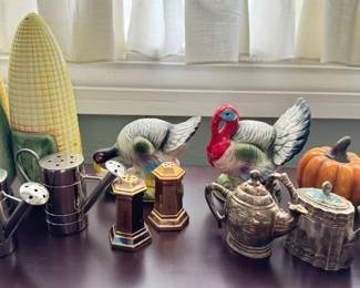 Godinger Silver Art, Vicki More Salt  Pepper Shakers