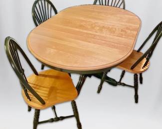 Dark Green And Light Wood Table With 4 Chairs