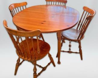Wooden Kitchen Table With 4 Chairs 
