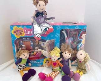 Groovy Girls Dolls, Accessories, And Foldable House