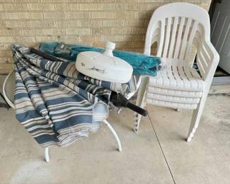 Patio Furniture W Umbrellas