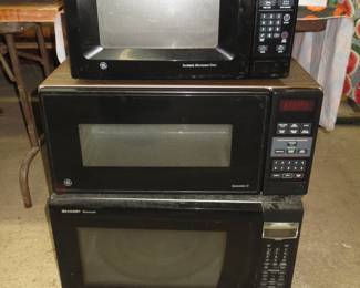 Stack of working Microwaves. Make me an offer!!