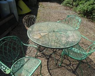 Outdoor furniture with table & 4 chairs. Commercial Grade. Purchased at $1200 for set. 