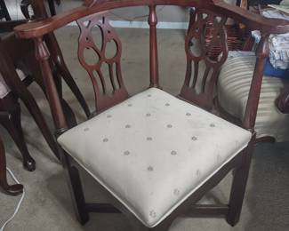 French Corner Chair Solid Wood Good Quality