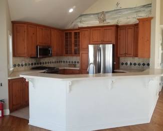 Handsome wood kitchen cabinetry