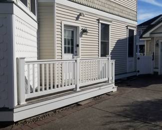 Vinyl railing