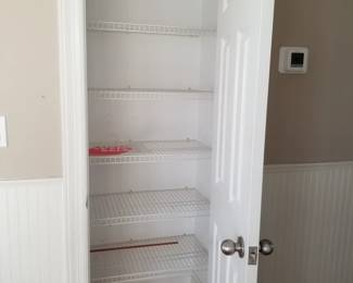 Wire shelving