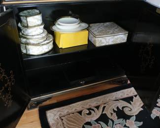 inside  view  of  Asian  storage  piece