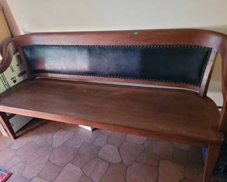 Bench is 6 ft long