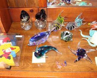 Collectible paper weights  - Murano etc
