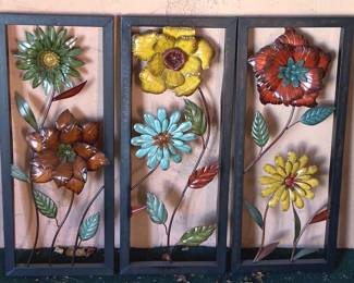 Floral Metal Wall Hanging