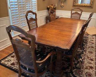 Dining room table