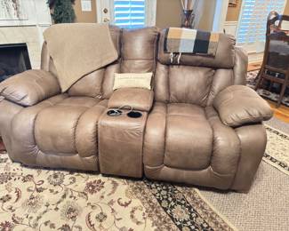 Love seat recliner 