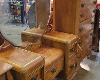 DRESSER AND MIRROR AND CHEST OF DRAWERS
