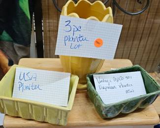 THREE PIECE PLANTER SET