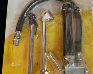 TIRE INFLATOR