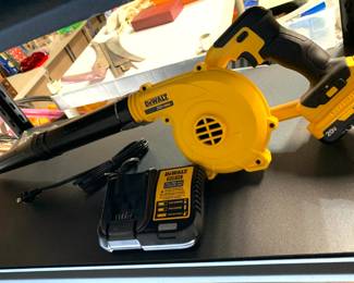 Dewalt Blower