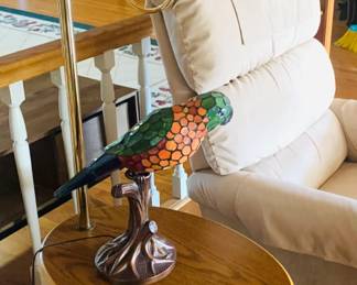 Oval End Table w/Attached Lamp