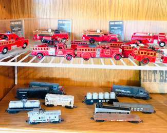 Misc. Fire Engines & Train Collectibles / Decor