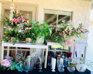 Misc. Flowers / Vases