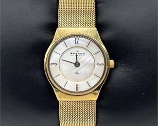 Vtg Skagen Denmark Quartz Super Hardened Mineral Crystal Gold Toned Ladies Watch