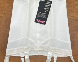 NWT Vintage Subtract Size 28 Open Bottom Girdle