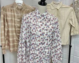 Vintage Long & 3/4 Sleeve Button-up Blouses - Shapely and 2 Unbranded