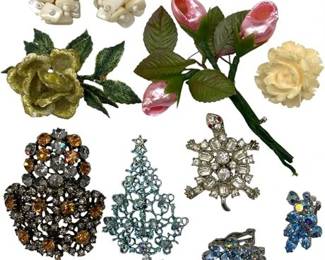 Midcentury Ladies Brooches and Clip-On Earrings Jewelry Collection
