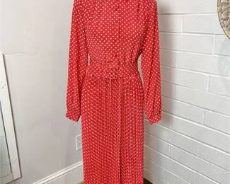 Vintage Size 12 Red Polka Dot Dress w/ Pleated Skirt & Removable Matching Belt