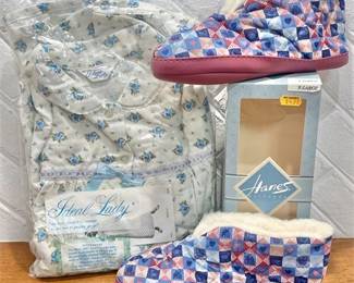 New - Vtg Ideal Lady "Molly" Size 42 Nightgown w/ New XL 9.5-10.5 Hanes Slippers