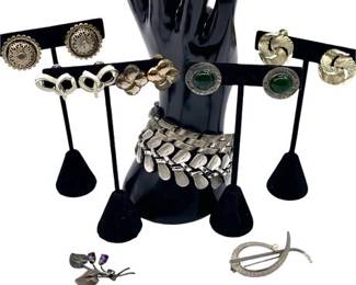 Vintage Gold and Silver Toned Ladies Jewelry Bundle
