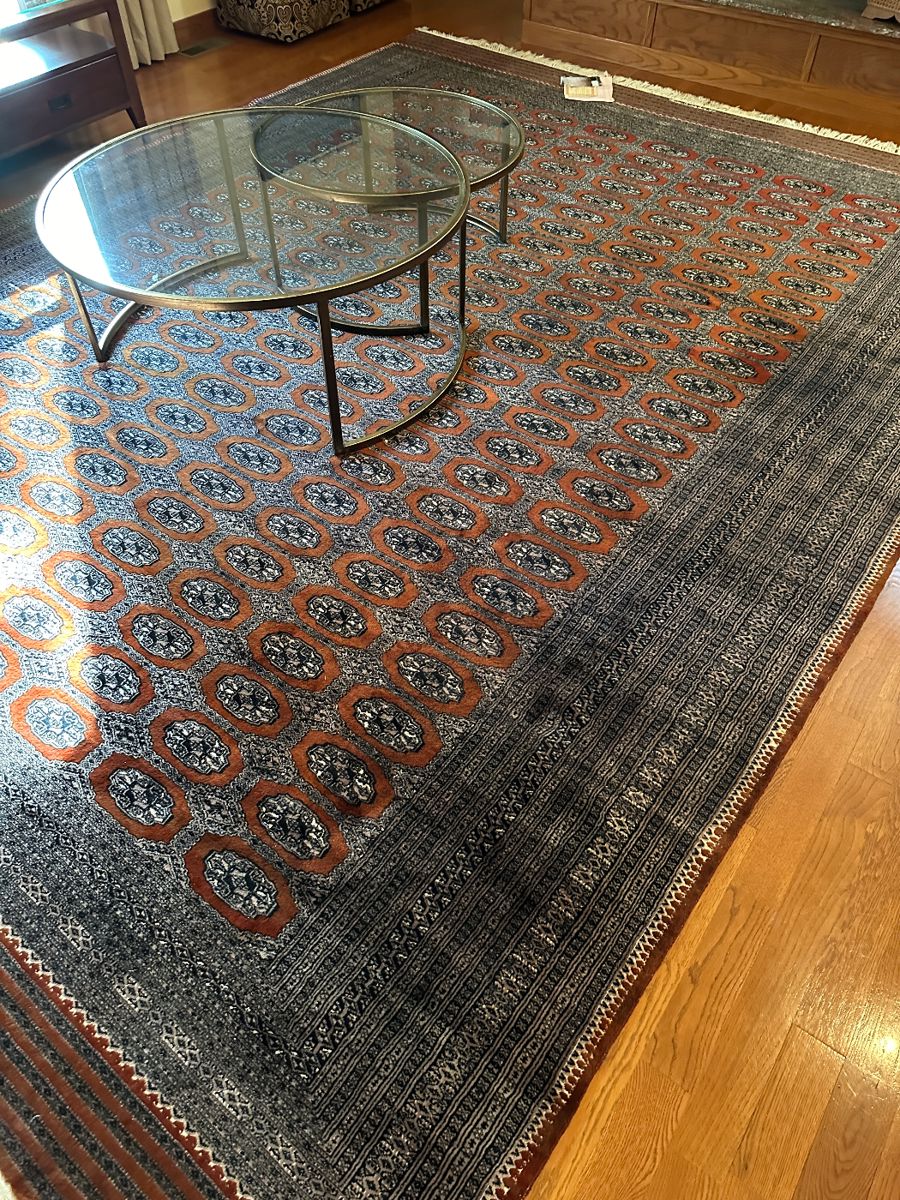 Pakistan/Bokhara area rug; appraisal available; 10.6’ x 13.1’