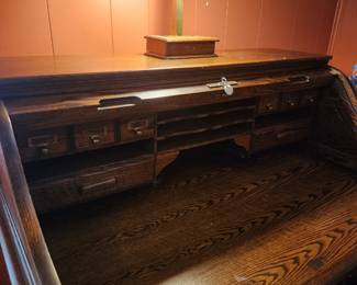 The handles/ hardware are very cool on this piece!