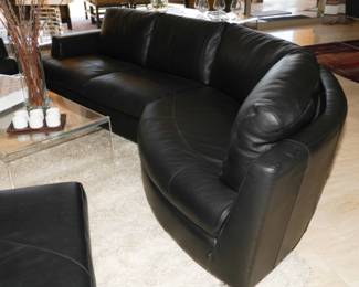 Natuzzi Spa sectional with ottoman