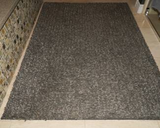 Gray shag floor rug-5.5 x 7.5 approximately