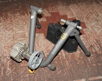 Cycle Ops fluid indoor trainer