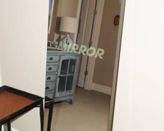 Mirror exercise system with many accessories-in great condition 