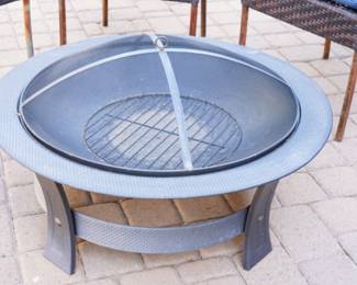 Iron fire pit