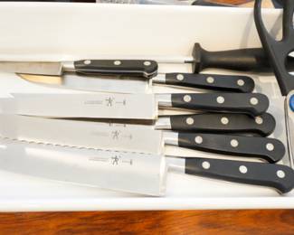 Henckels 8 piece  knife set