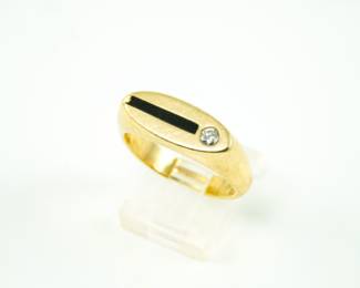 14k, onyx  & diamond ring