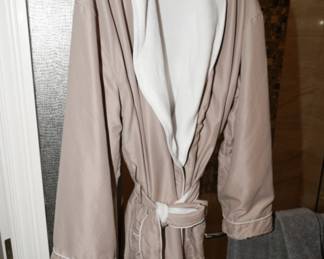 Jennifer Adams robes x 2