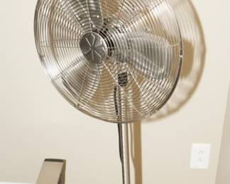 Stainless steel upright floor fan