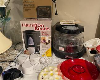 Brand new coffee, pot brand new toaster retro