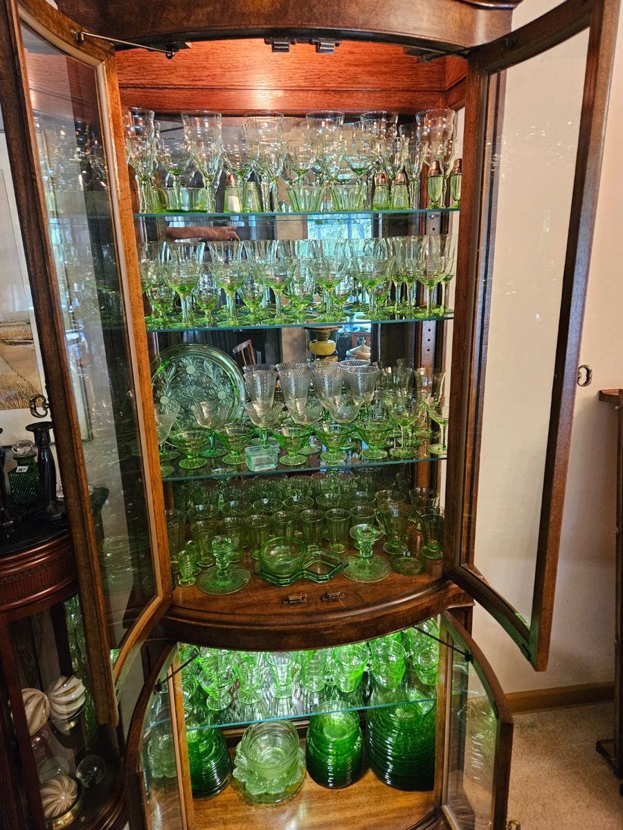 Curio #1 full of Uranium Glass