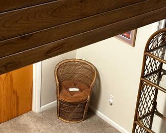 Ratan vanity chair $20