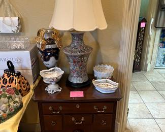 Porcelin vases and bowls