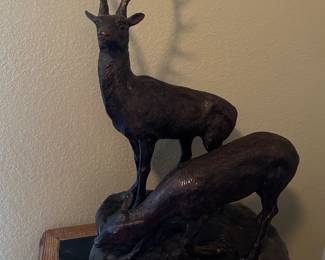 2 Deer Bronze Statue